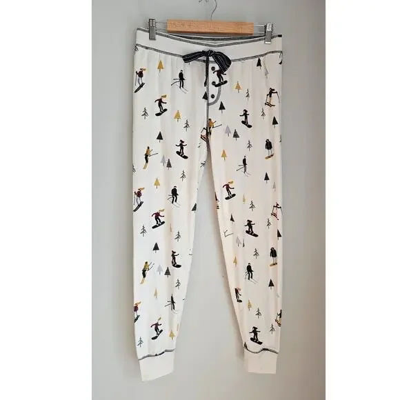 PJ Salvage Aprés Ski Print Pajama Set Long Sleeve Top & Bottoms Womens Sz S - Picture 4 of 10